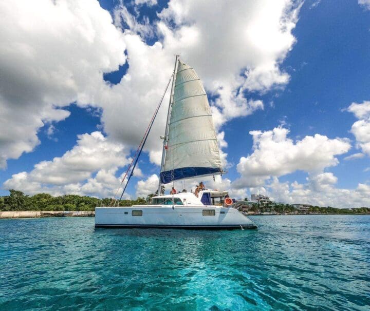 Private Catamaran snorkel el cielo
